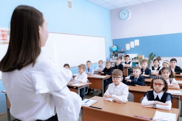 Татарстанда 2026 елда «Земский учитель» программасы буенча өстәмә конкурс сайлап алуы игълан ителде