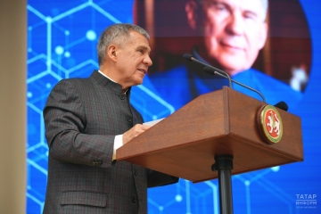 Рөстәм Миңнеханов Татарстанда Фәнни-технологик үсеш елын ачты Рөстәм Миңнеханов Татарстанда Фәнни-технологик үсеш елын ачты